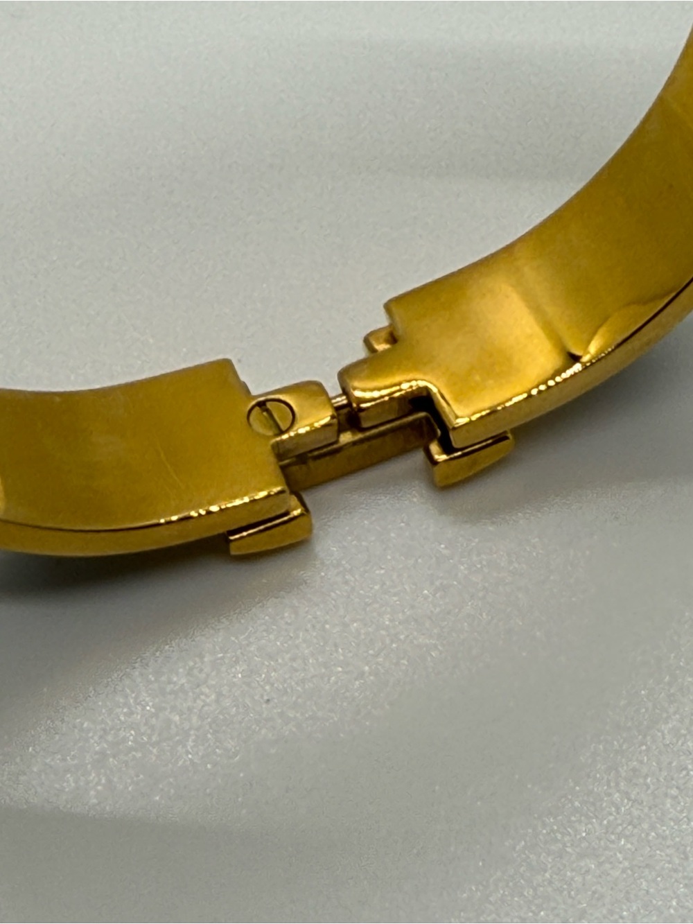 HERMÊS Clic H Bracelet - Picture 9 of 12